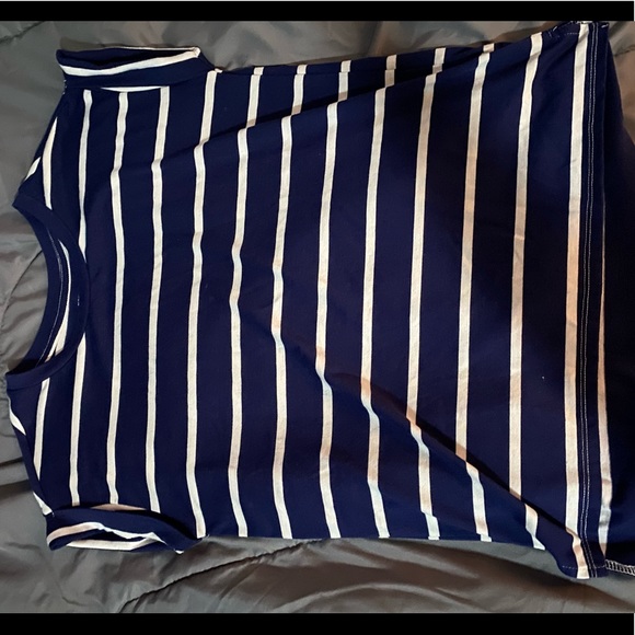 Striped girls t shirt - Picture 1 of 2